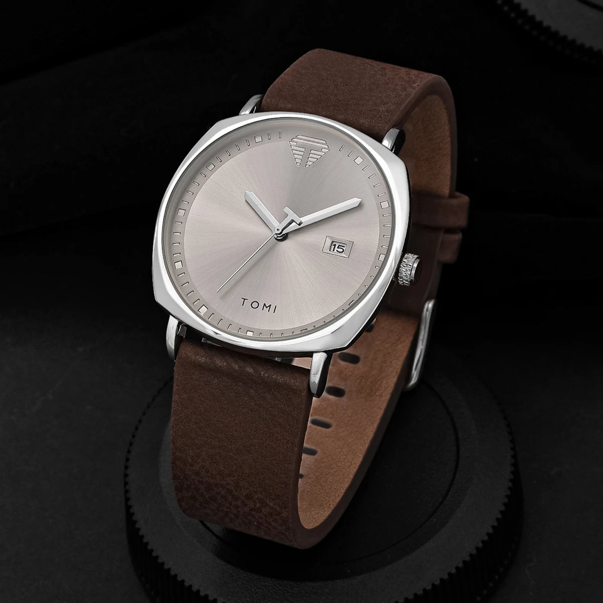 Stylish Men's Minimalist Sports Watch with Calendar - Casual Quartz Timepiece
